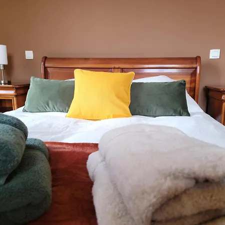 Feriehus Chateau De Beaumenil, Paisible Et Familial Beaumenil