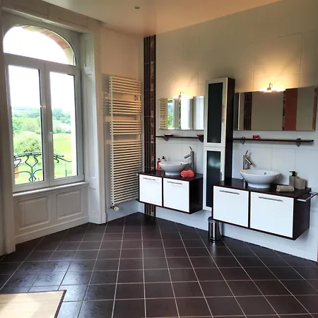 Chateau De Beaumenil, Paisible Et Familial * Beaumenil