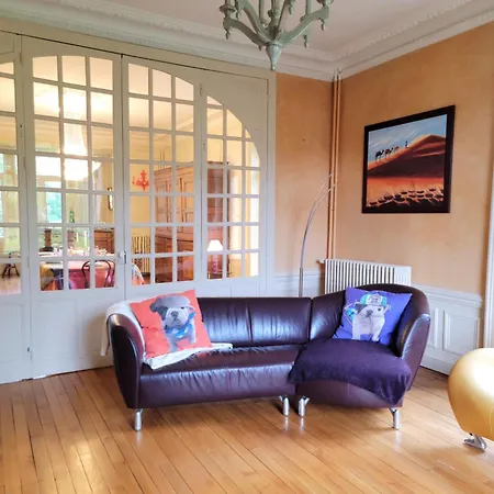 Feriehus Chateau De Beaumenil, Paisible Et Familial *