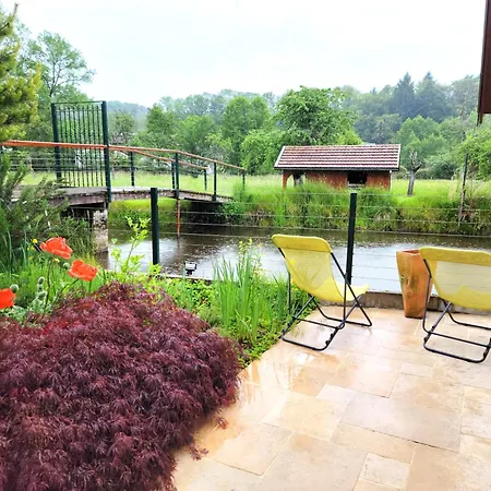 Feriehus Chateau De Beaumenil, Paisible Et Familial