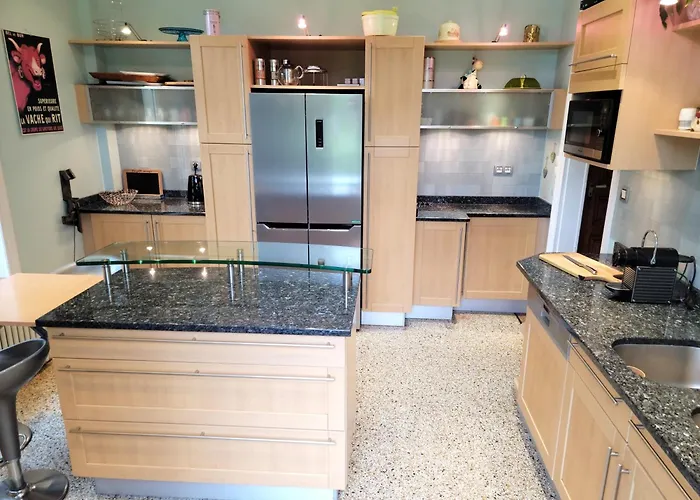 Prázdninový dům Chateau De Beaumenil, Paisible Et Familial