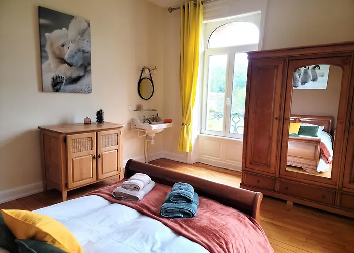 Chateau De Beaumenil, Paisible Et Familial * Beaumenil