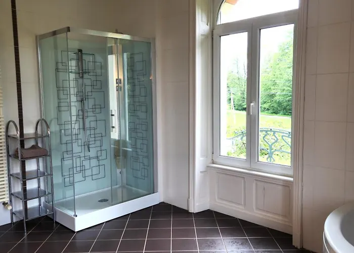 Prázdninový dům Chateau De Beaumenil, Paisible Et Familial