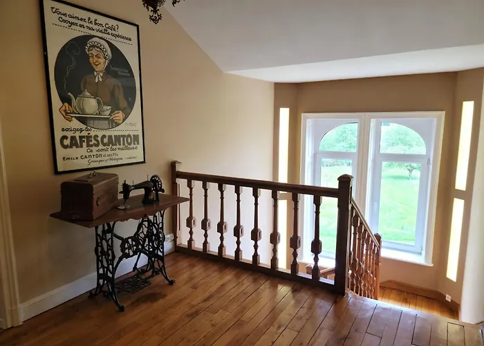 Casa de Férias Château De Beauménil, Paisible Et Familial *